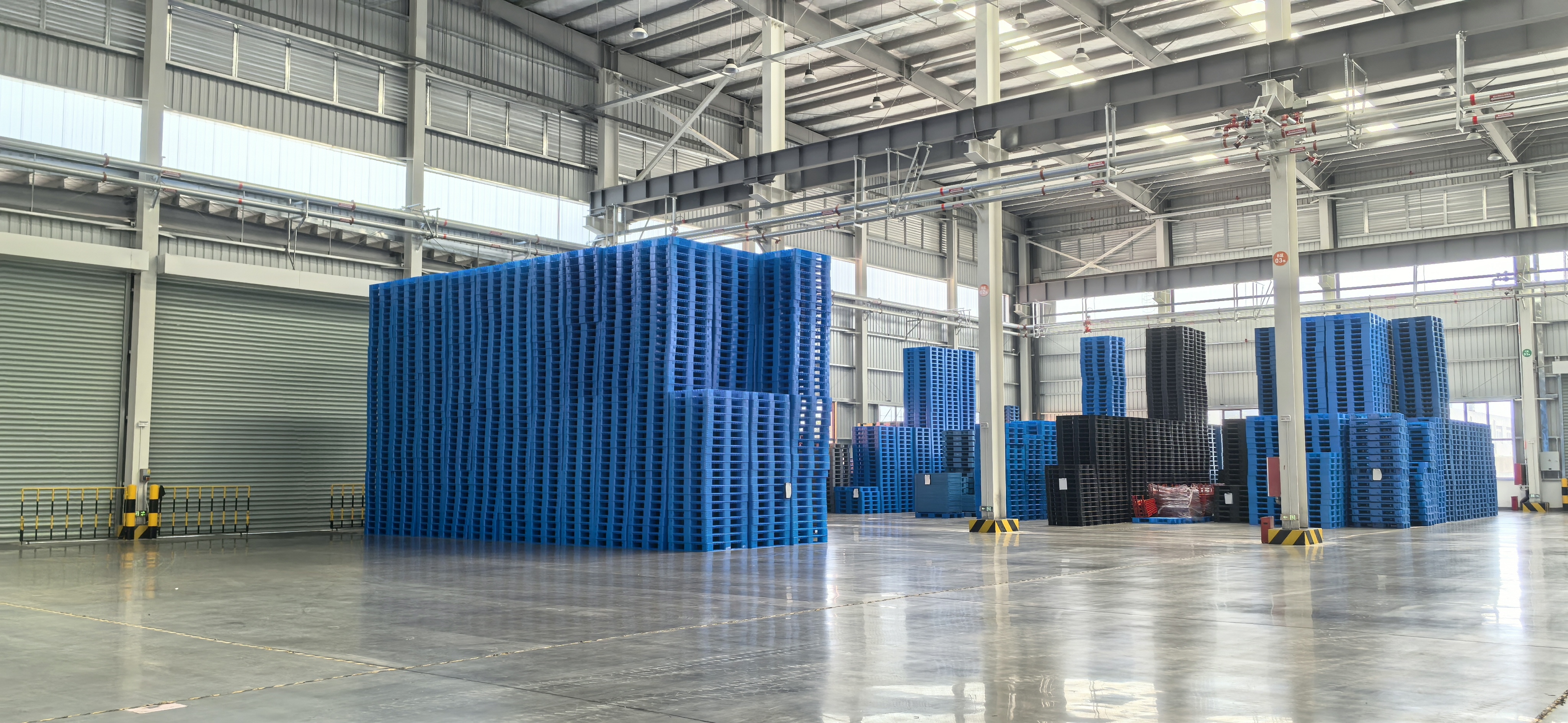 Laatste bedrijfsblogs 1100Hoe kies je de juiste plastic palletgrootte voor de haven van bestemming?